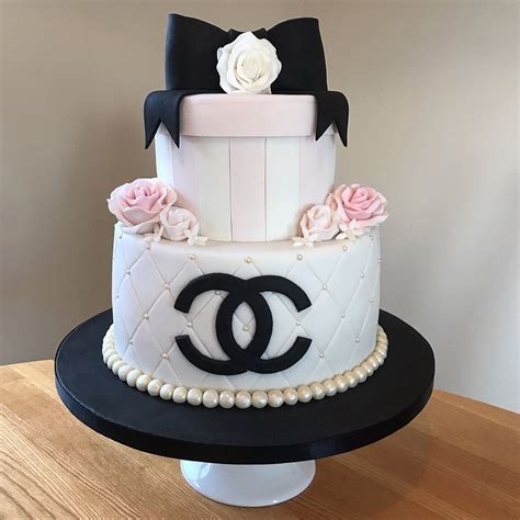 chanel box birthday cake|chanel birthday cake pinterest.